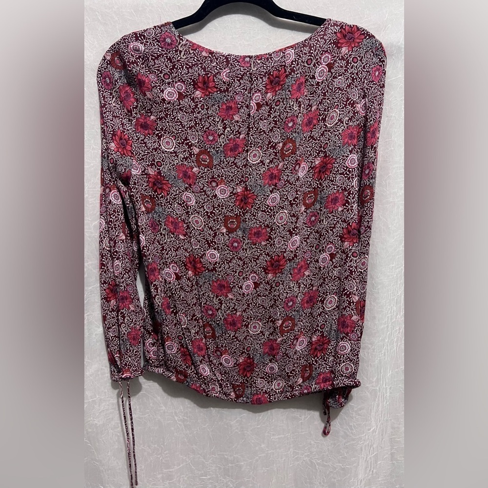 Lucky brand patterned blouse​​​ - Picture 4 of 7